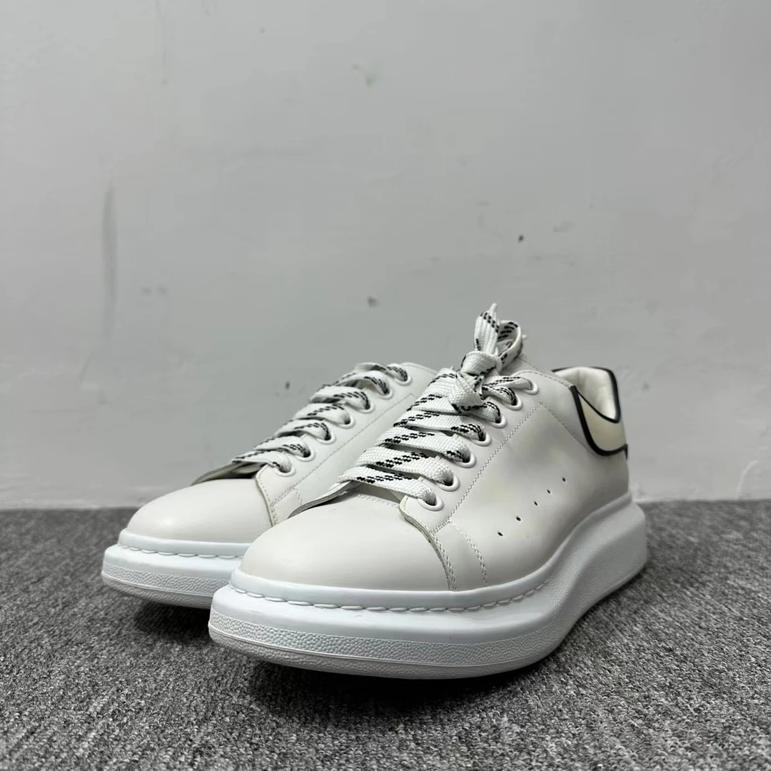 Mcqueen 素描后跟 厚底小白鞋/06090/43码/95新