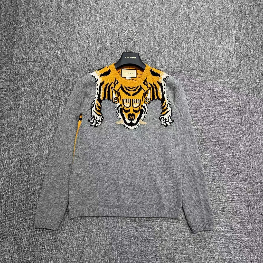 Gucci 老虎 提花 毛衣/06189 /xs码 /98新  公价：8700