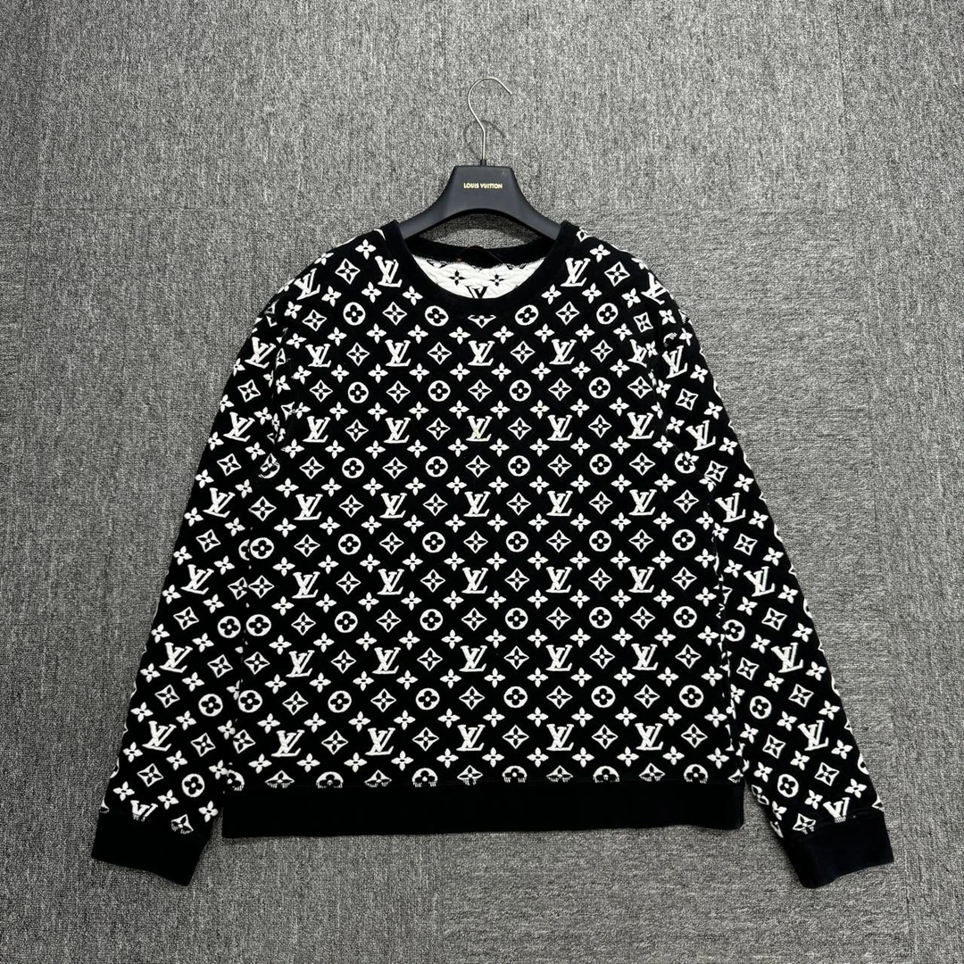 louis vuitton 浮雕满印logo卫衣/xxl码/98新/公价9600/09061