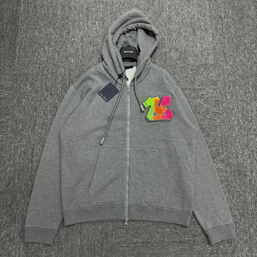 louis vuitton lv 浮雕logo刺绣/4L码/全新带吊/公价11000/11005
