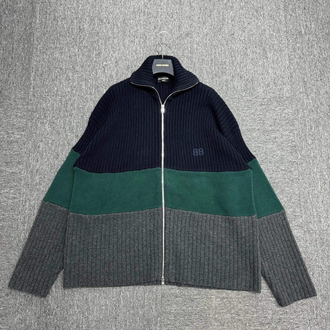 Balenciaga 拼色针织衫/xs码/99新/08998
