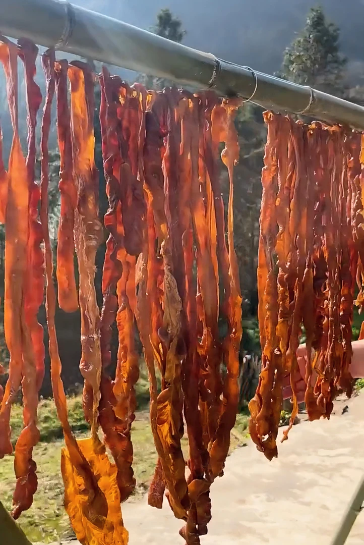 【拍半价送半价】还送两个糍粑】正宗农家烟熏猪肠1斤装2斤装3斤装！