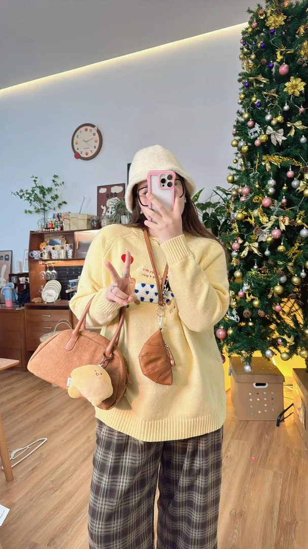 096-3】网红爆款可爱小狗刺绣软糯针织套头女冬新款慵懒宽松针织衫