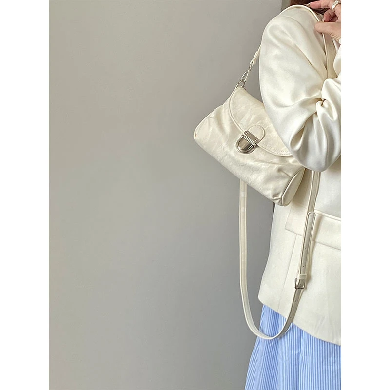 22【国风大锁扣米】小众设计锁扣百搭腋下单肩手提斜挎小包【预售】