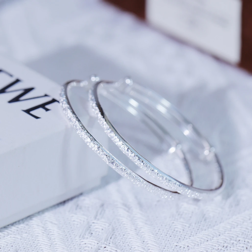 足银手镯 足银小梅花推拉扣手镯