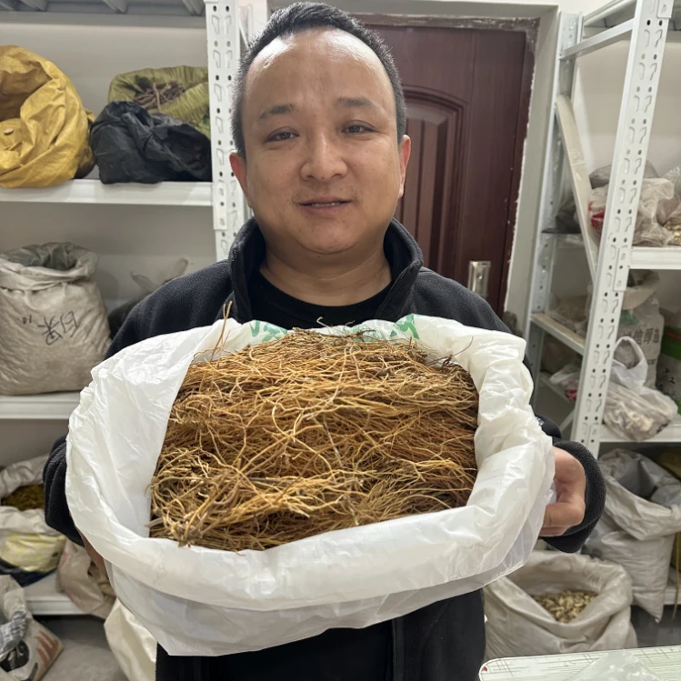 龙胆草 云南龙胆草 非种植的整根的断根难免也会打包上 可配黄芩