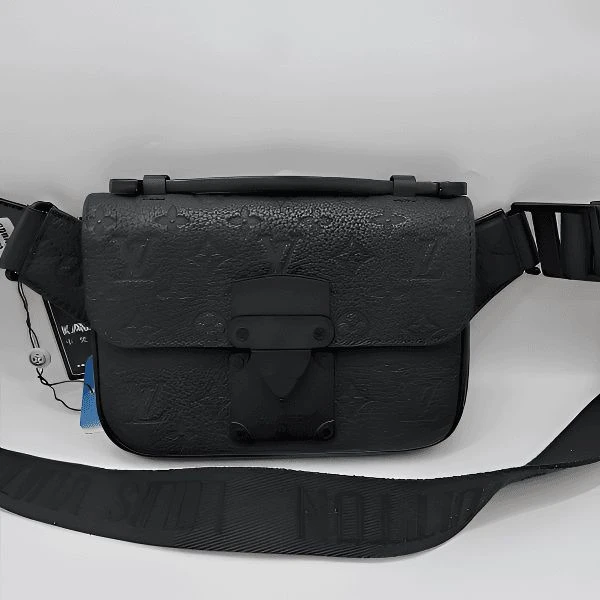 99新 LouisVuitton/路易威登  98新18122 LV SLOCK黑老花压纹腰包