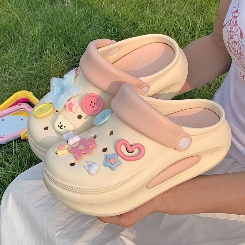 多巴胺厚底洞洞鞋女夏外穿网红防滑增高沙滩凉鞋包头拖鞋女高颜值