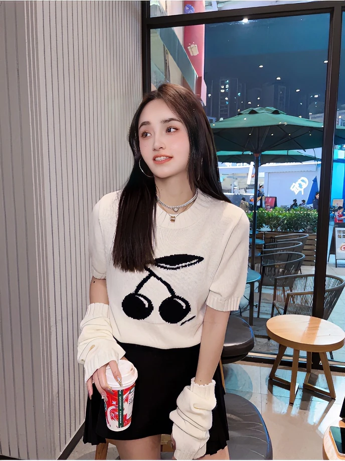 2024新款时尚百搭可拆卸三件套樱桃毛衣