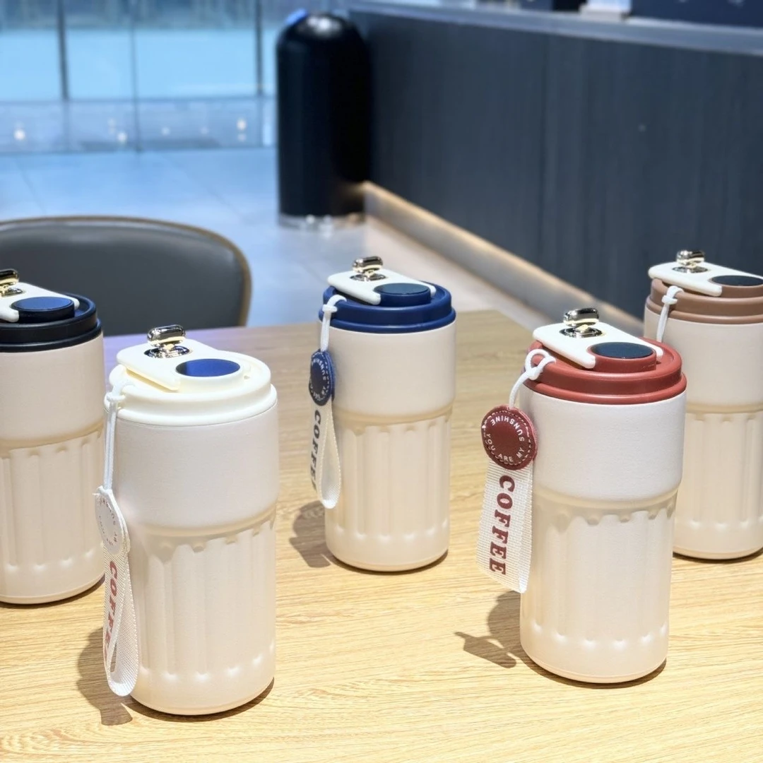 新款咖啡杯316不锈钢保温杯高颜值男女保温水杯便携颜色随机