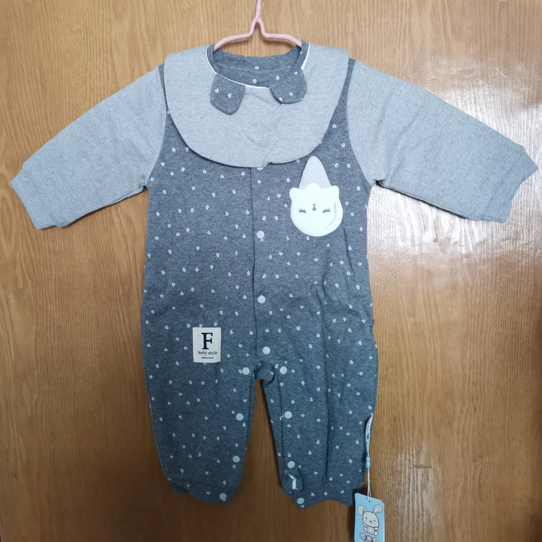 婴儿提花口水围薄卡通连体衣保暖夹棉秋冬宝宝爬服新生儿衣服