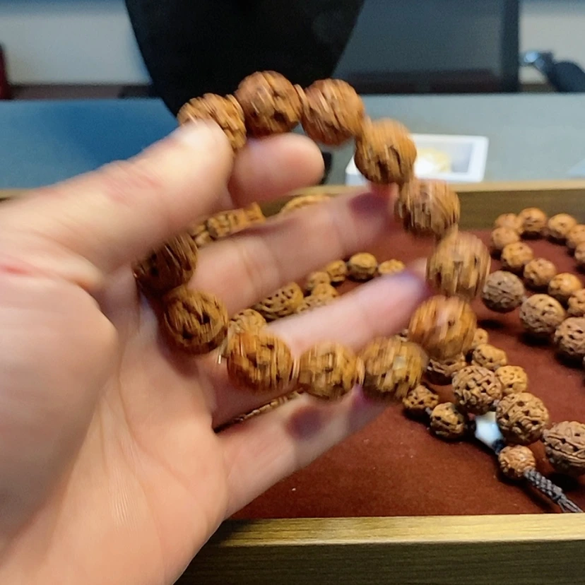 【闪购商品】核桃核雕金****赐桃核雕刻