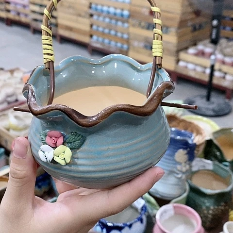 陶瓷20CM以下小绿色花边篮子