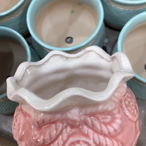 陶瓷20CM以下粉色