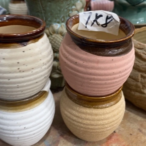 陶瓷20CM以下磨砂小盆四个