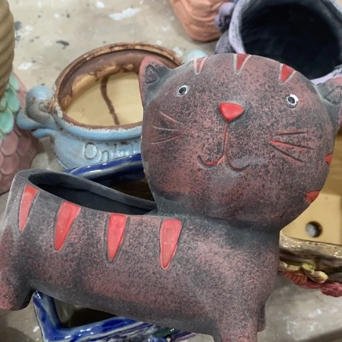 陶瓷20CM以下大头猫红色