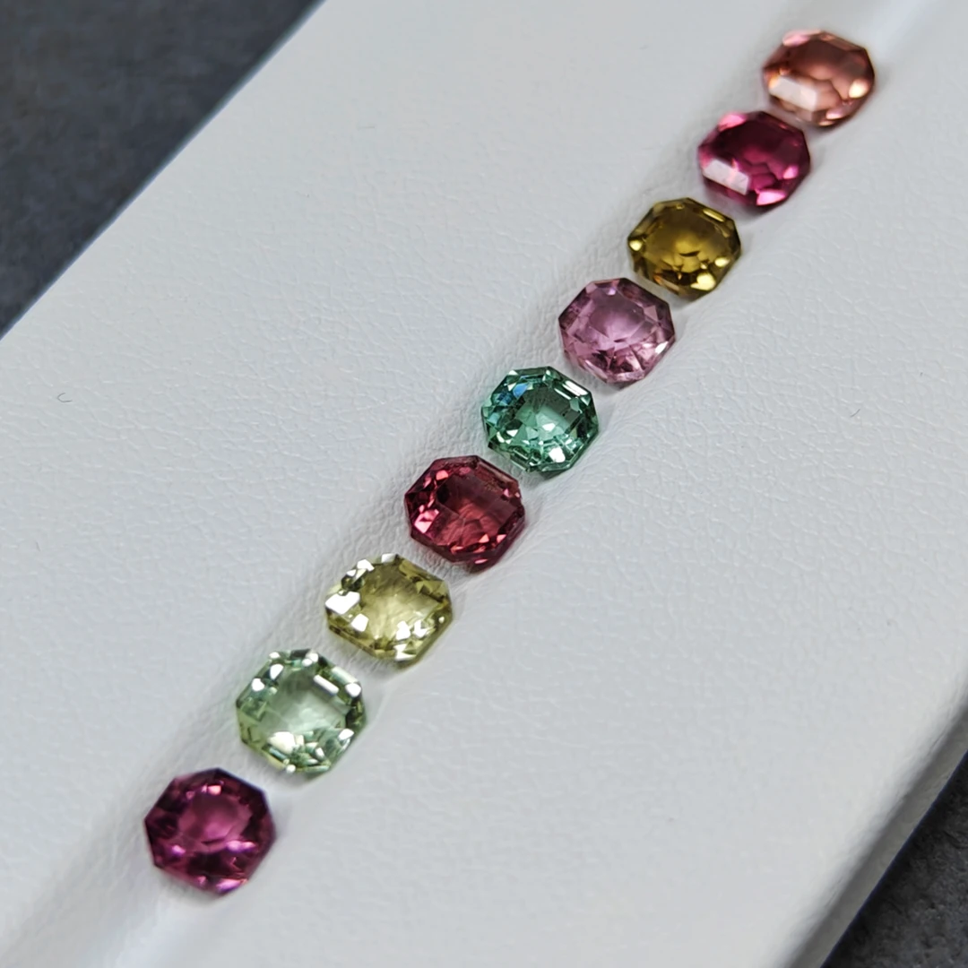 G244-一组(9颗)共6.17ct彩色碧玺阿斯切/5*5mm