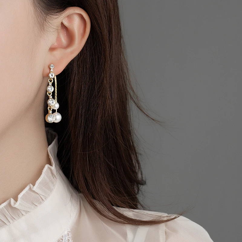 合金合成锆石耳饰 金美澳百搭气质高级耳钉小众时尚耳坠轻奢个性