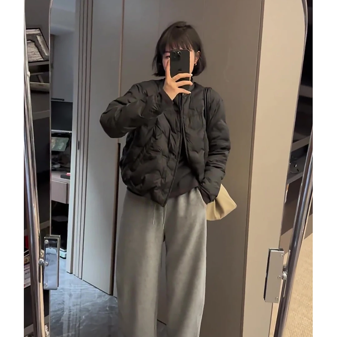 韩系黑色立领短款棉服女2024冬季新款时尚气质轻薄保暖面包服外套