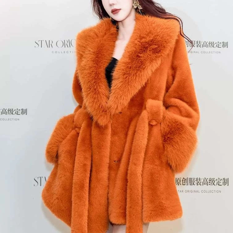 2024秋冬新款时尚中长款毛毛领显瘦女士腰带修身外套潮款