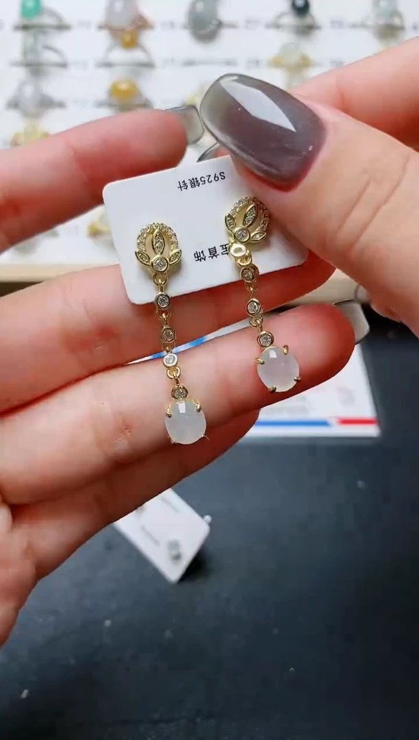 【闪购商品】翡翠耳饰银S925镶嵌.......