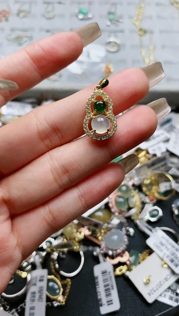 【闪购商品】翡翠颈饰银S925镶嵌.......