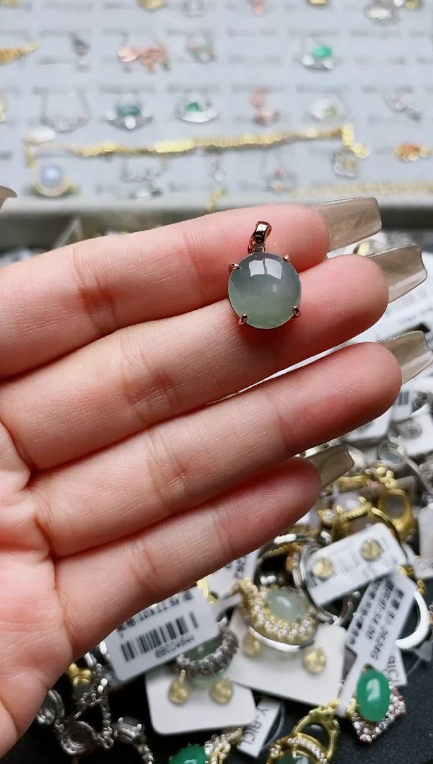 【闪购商品】翡翠颈饰银S925镶嵌......