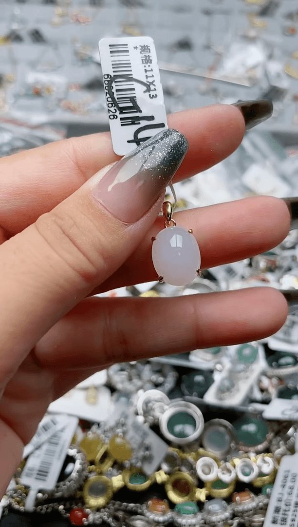 【闪购商品】翡翠颈饰银S925镶嵌......