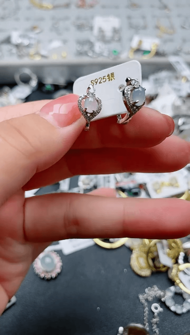 【闪购商品】翡翠颈饰银S925镶嵌.......