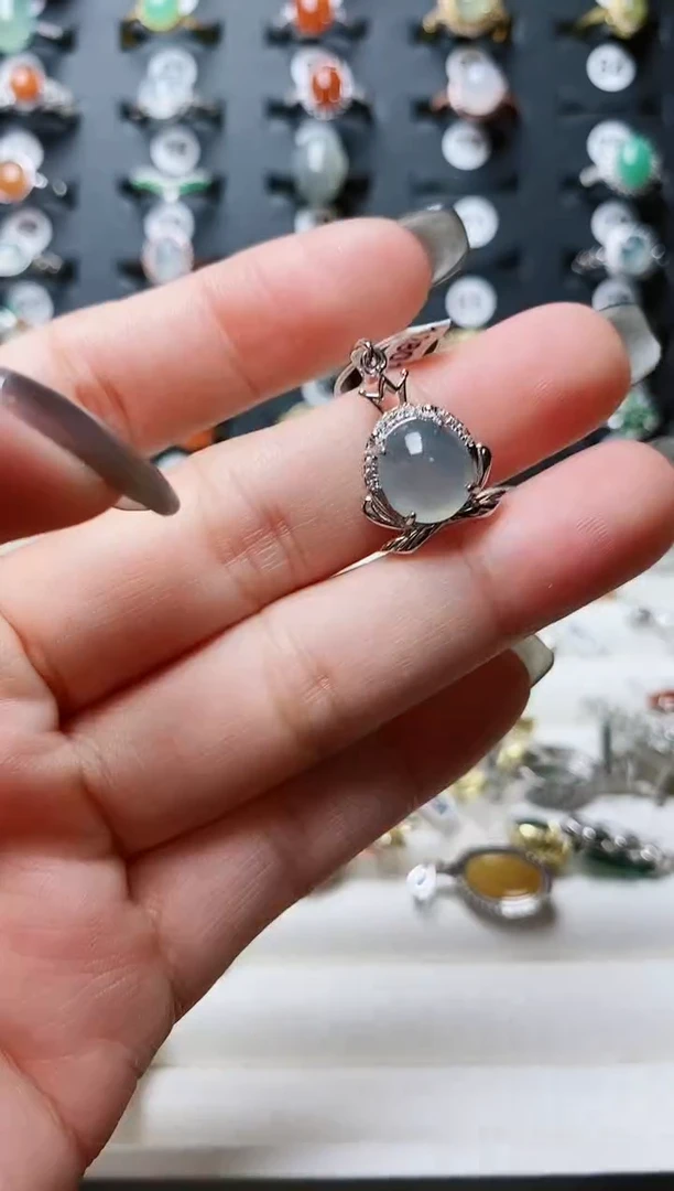 【闪购商品】翡翠戒指银S925镶嵌......