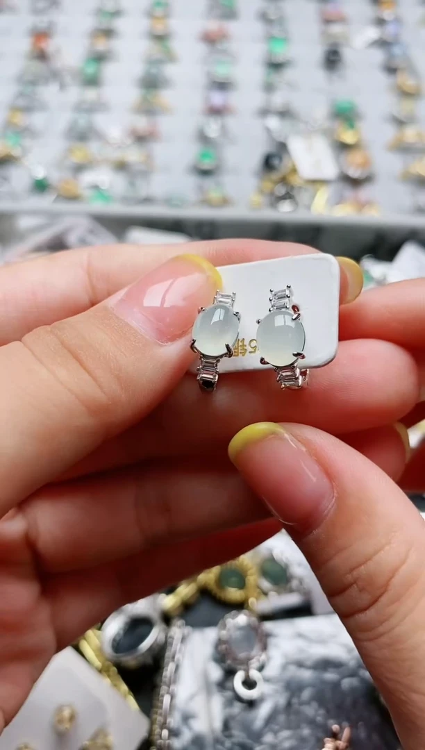 【闪购商品】翡翠颈饰银S925镶嵌.....