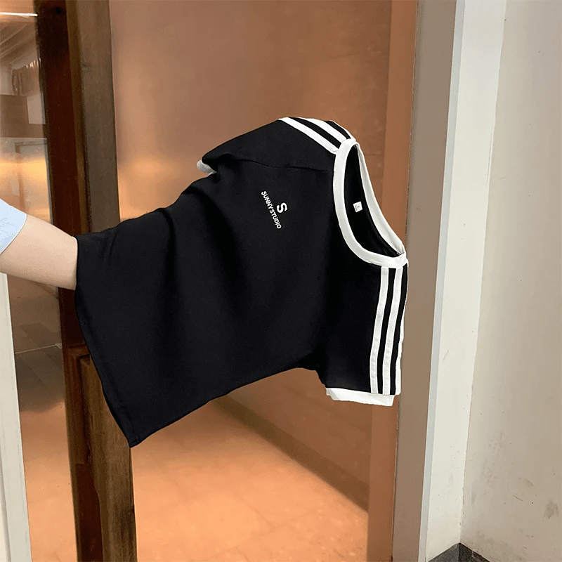 圆领刺绣插肩袖T恤女夏季2025新款短款修身甜辣条纹撞色短袖上衣