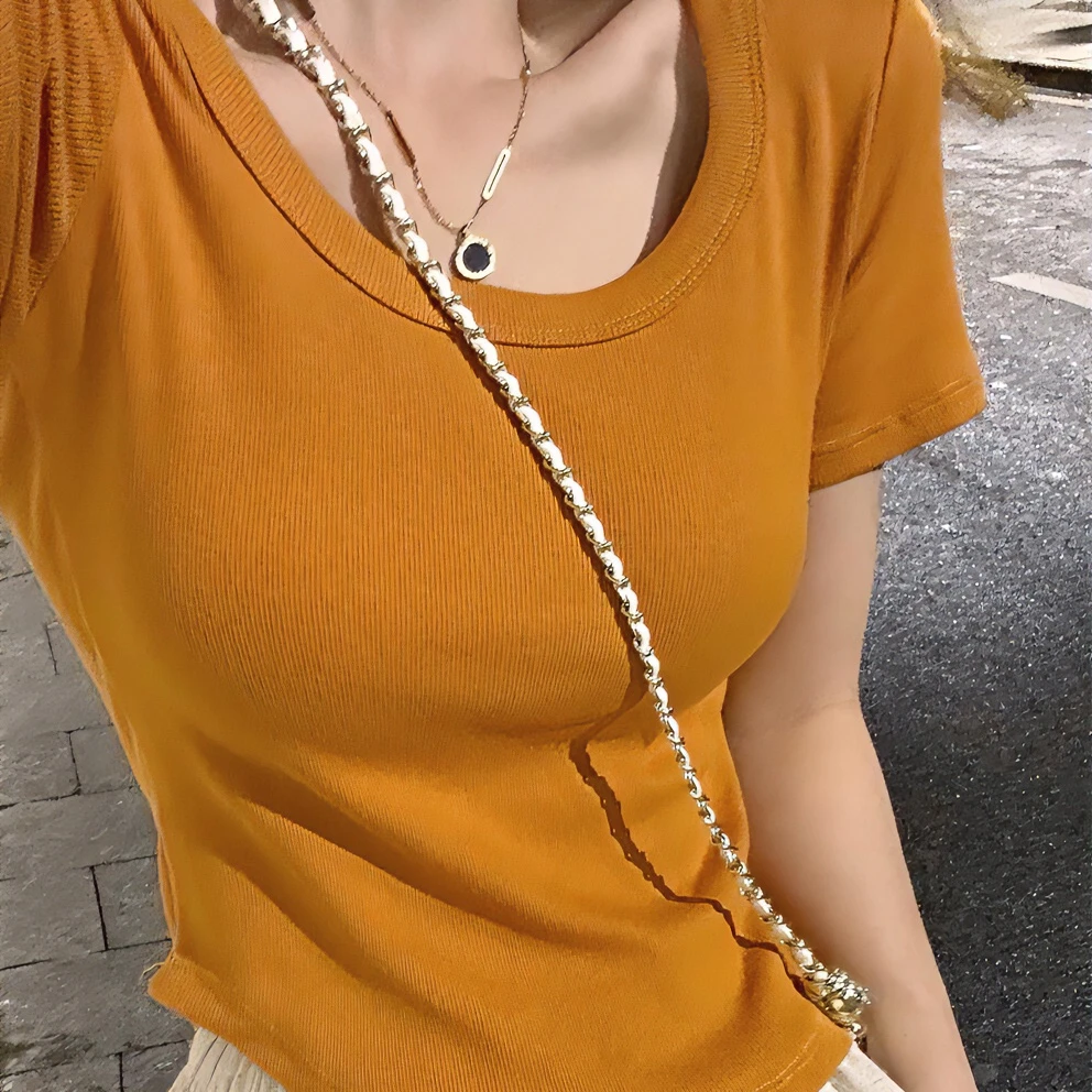 u领正肩短袖T恤女夏季2025设计感弧形下摆修身型简约百搭短款上衣