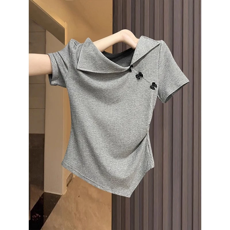 花灰褶皱设计感收腰显瘦翻领短袖女t恤2025夏新款不规则下摆上衣