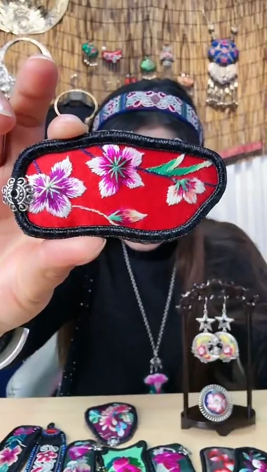 【闪购商品】苗银刺绣发夹