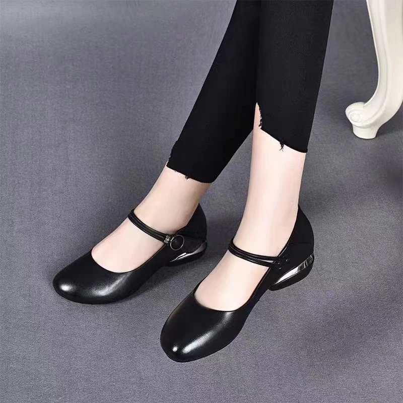 真皮浅口软底软面底时尚妈妈鞋百搭女士皮鞋圆头柔软舒适透气女鞋