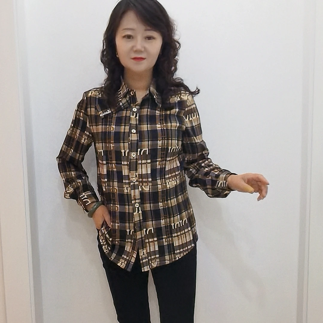 《美美短款服装优选》2205款时尚休闲格子气质衬衫长袖复古衬衣上衣