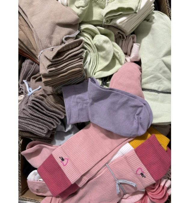 微瑕8双装四季韩版男女长短筒袜子随机发【颜色款式随机发】