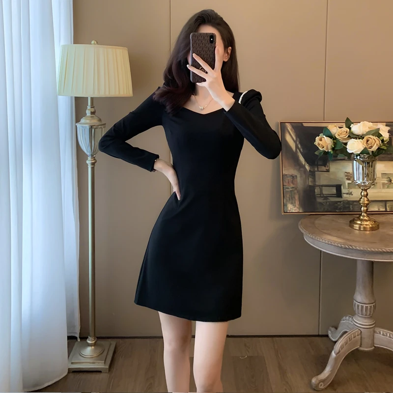 裙子女款爆款2025新款高级感连衣裙秋季洋气衣服知性风秋款包臀裙