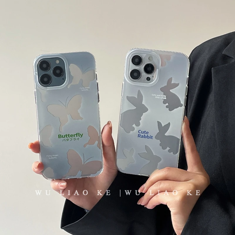 ins镭射蓝底兔子蝴蝶适用苹果iPhone14promax手机壳13/12/11小众