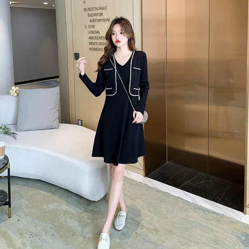 春秋冬新款大码女装孕妇假两件小香风裙子时尚V领潮妈哺乳连衣裙
