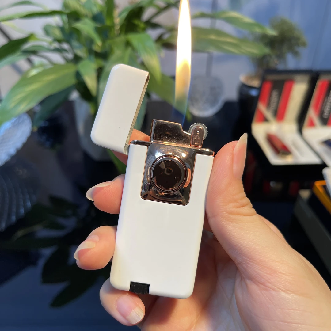 新款网红创意打火机砂轮明火直冲金属打火机礼盒装