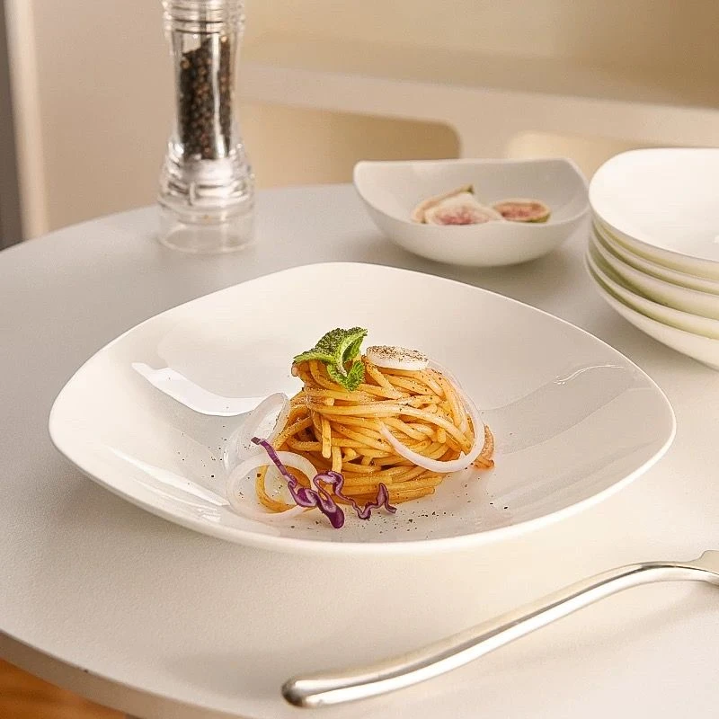 三角盘子创意菜盘家用商用高级感轻奢酒店饭店用餐特色深盘汤盘