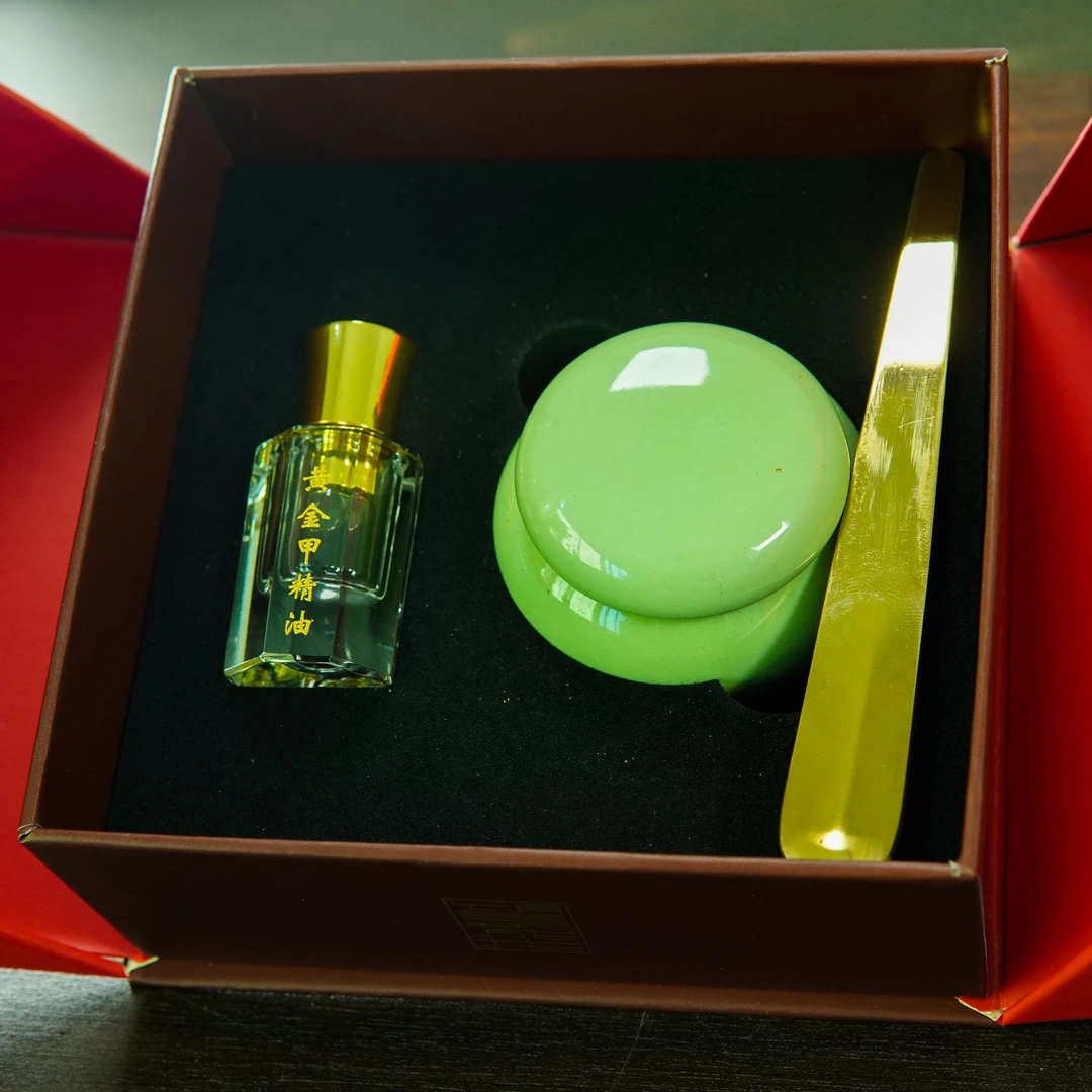 降真香黄药膜黄金甲精油套组