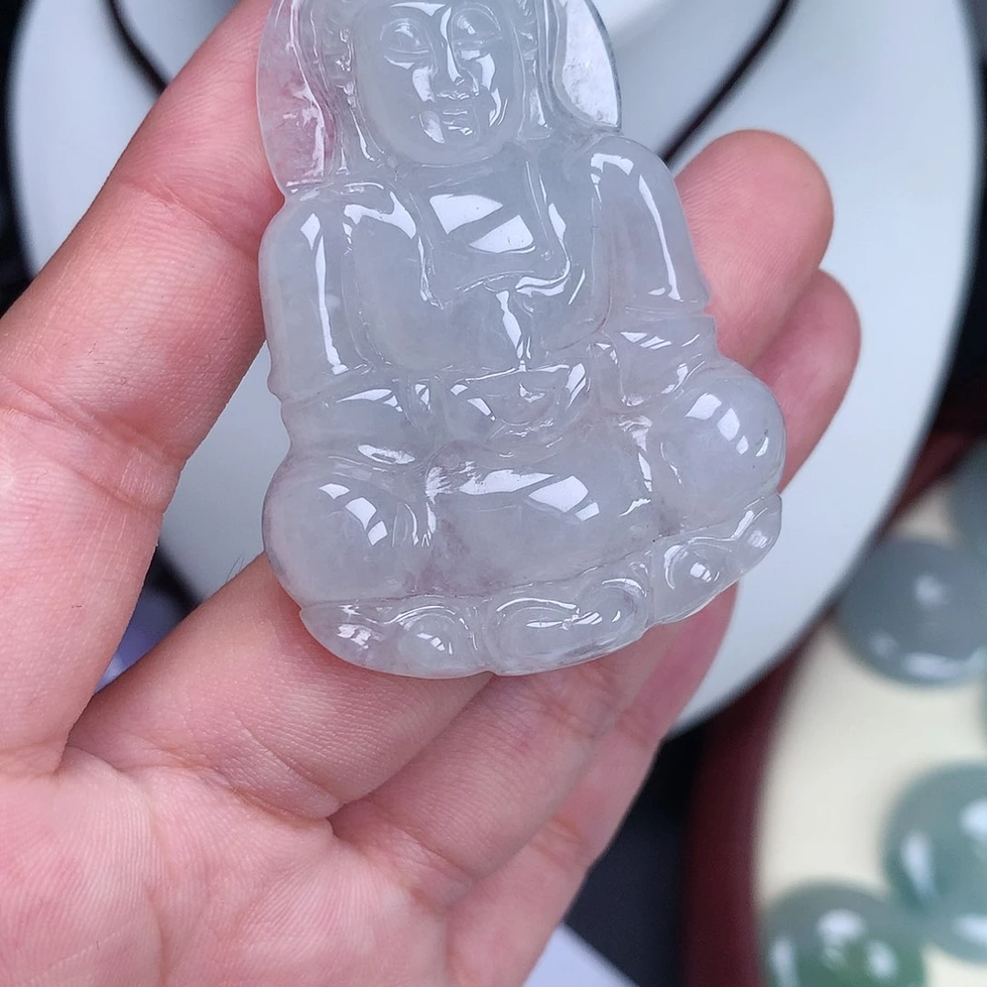 翡翠颈饰未镶嵌观音