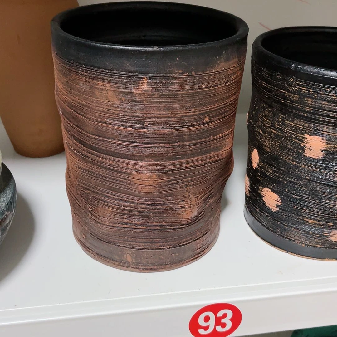 红陶20CM（含）-50CM（不含）鸿*有孔