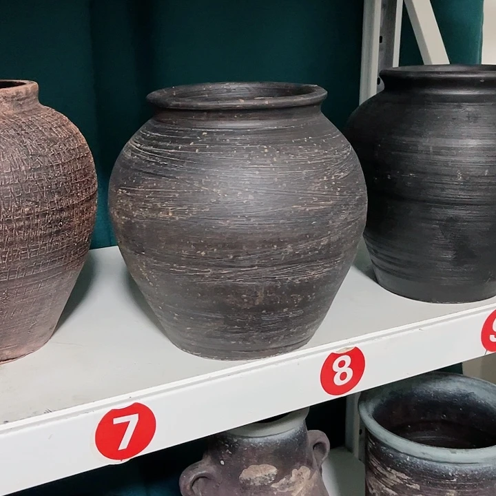 红陶20CM（含）-50CM（不含）七*石无孔