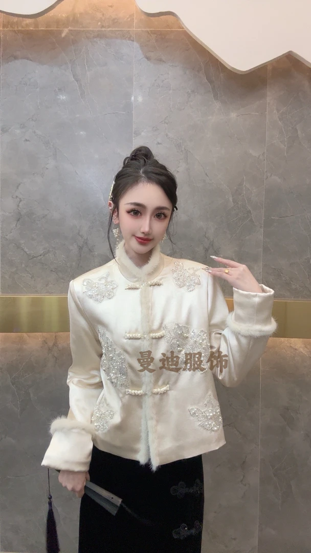 3130新国潮亮片编制拼接毛毛外套