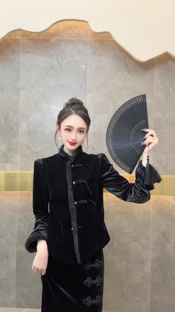 7065新国潮丝绒金扣编织上衣