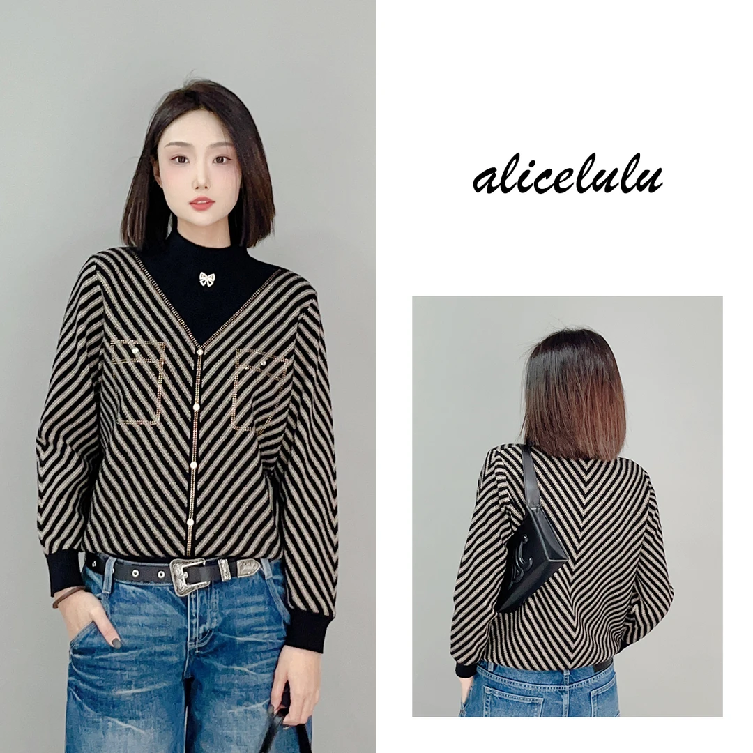5 ALICE “中年少女”毛衣 烫钻条纹 蝴蝶结 S1034712U